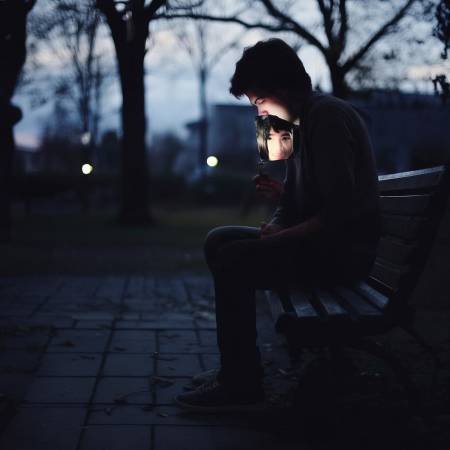 复合:寂寞与怀念的交织